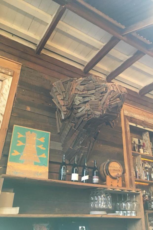 39145076_2250452795186576_4624692978990972928_n